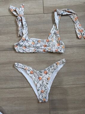 Beach Riot White Bikini Set with Peach Floral Print